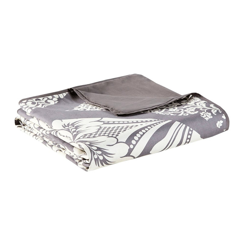 Transitional Bedroom With Contrasted Design And Button Closure Full/Queen Printed Solid Color Reverse Charming Accents