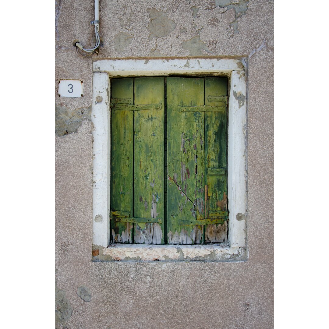 Leinwandbild Windows and Doors of Venice III von Laura DeNardo