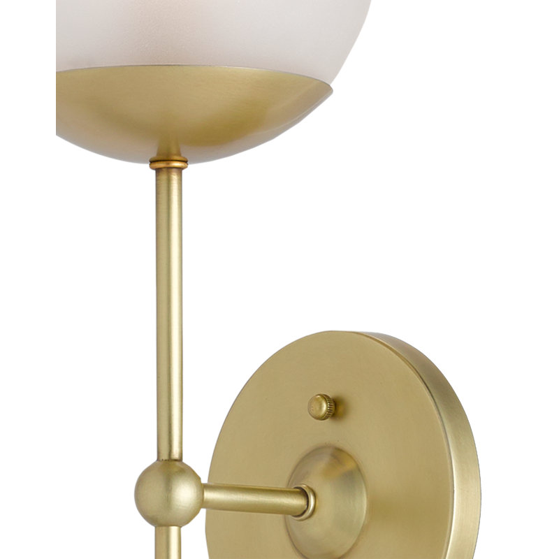 Montview 1 - Light Wallchiere