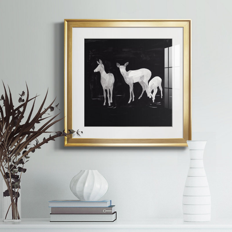 Impression encadrée sophistiquée Whitetail II-Premium - prête à être accrochée, H 30,5 po x l 30,5 po x P 1,5 po, Blanc