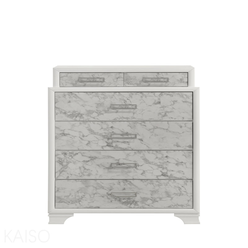 Commode de style moderne en bois blanc