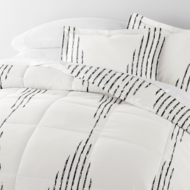 Comforter Set Patterned Microfiber All Season Down-Alternative Ultra Soft Bedding in Diamond Stripe