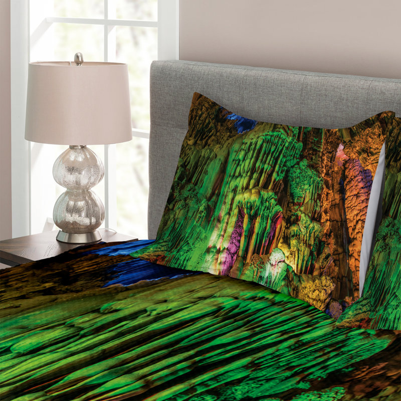 No Pattern Bedspread with Pillow Shams, 220 x 264 cm