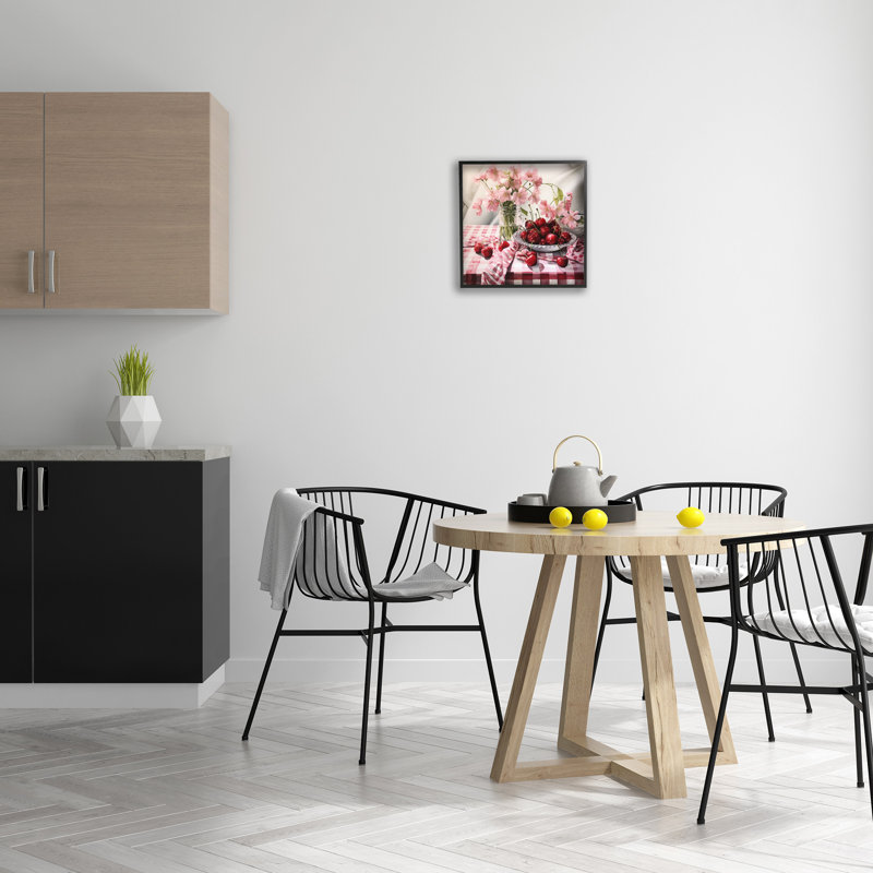 Summer Cherries & Florals, art de la giclée encadrée par RB, Giclée encadrée noir minuit, H 17 po x l 17 po