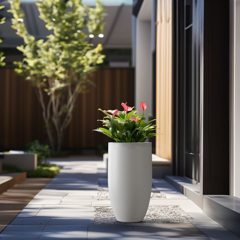 Hellie Handmade Pot Planter, White