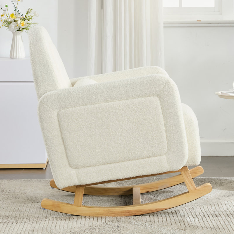 Chaise berçante en velours blanc crème Carden