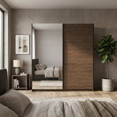 Laminate Wardrobe