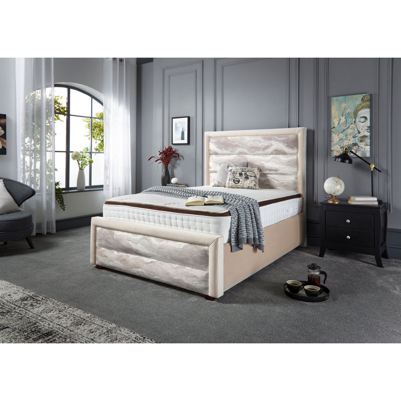 Coleharbor Upholstered Bed, Double (4'6)