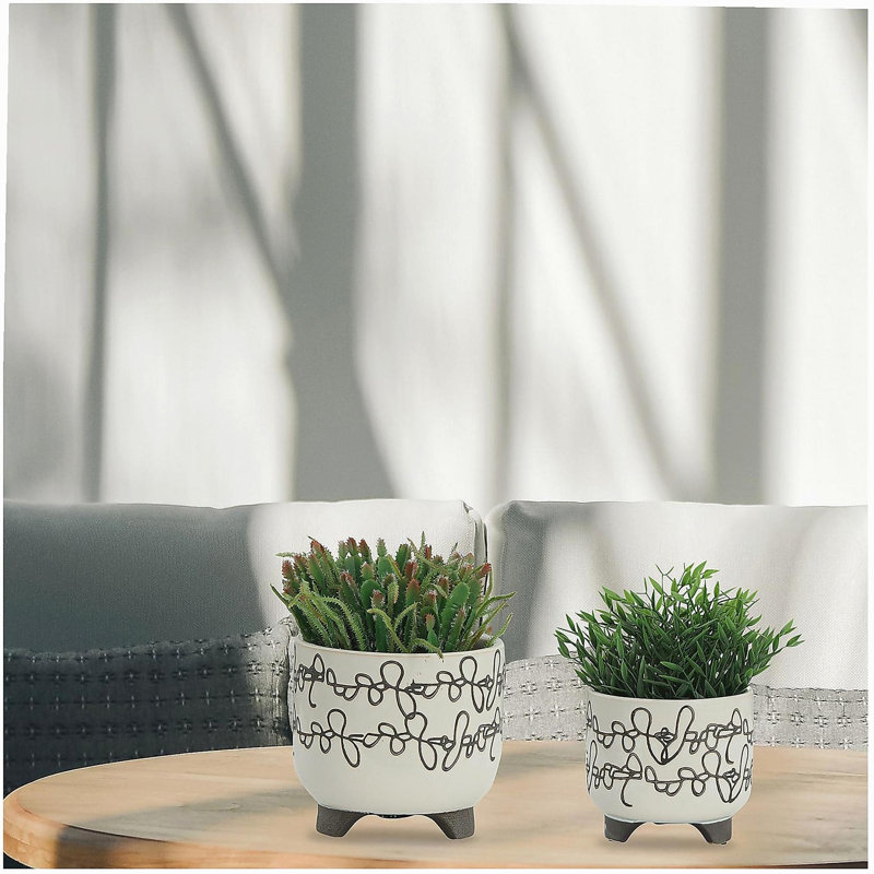 S/2 CERAMIC 6/8" SCRIBBLE FOOTED PLANTER, BEIGE