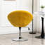 Fauteuil pivotant à 360 degrés en velours jaune-580207081