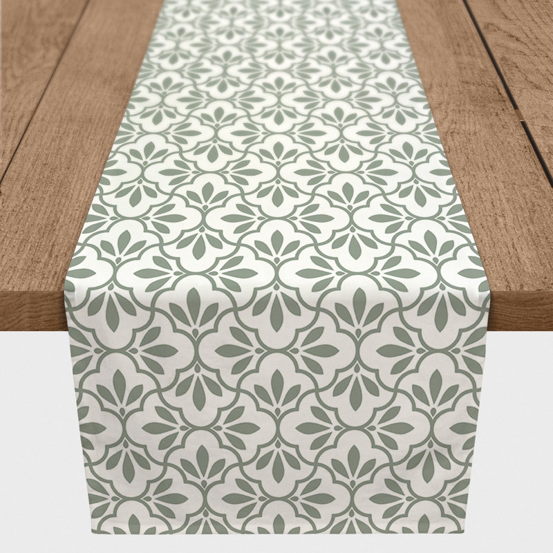 Chemin de table d'extérieur Quatrefoils On, L 90 po x P 16 po, Vert
