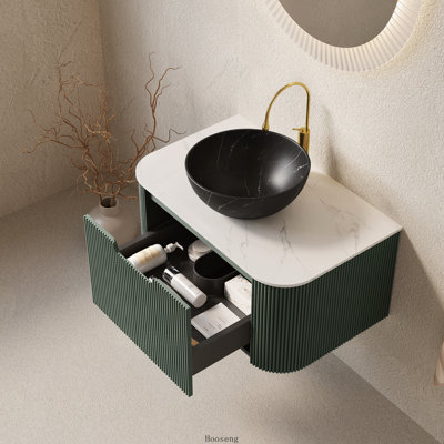 Meuble-lavabo flottant vert foncé de 30 po avec armoire incurvée à rayures, cuve en céramique noir mat et plateau en pierre frittée