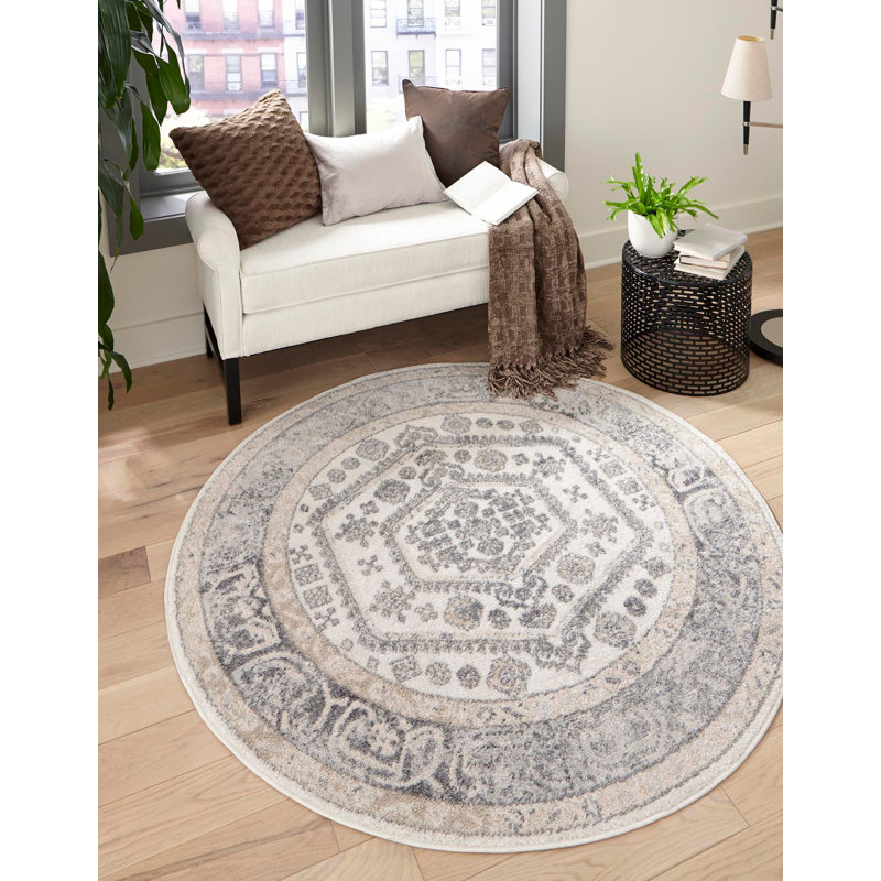 Edson Oriental Indoor Rug, Round 3'