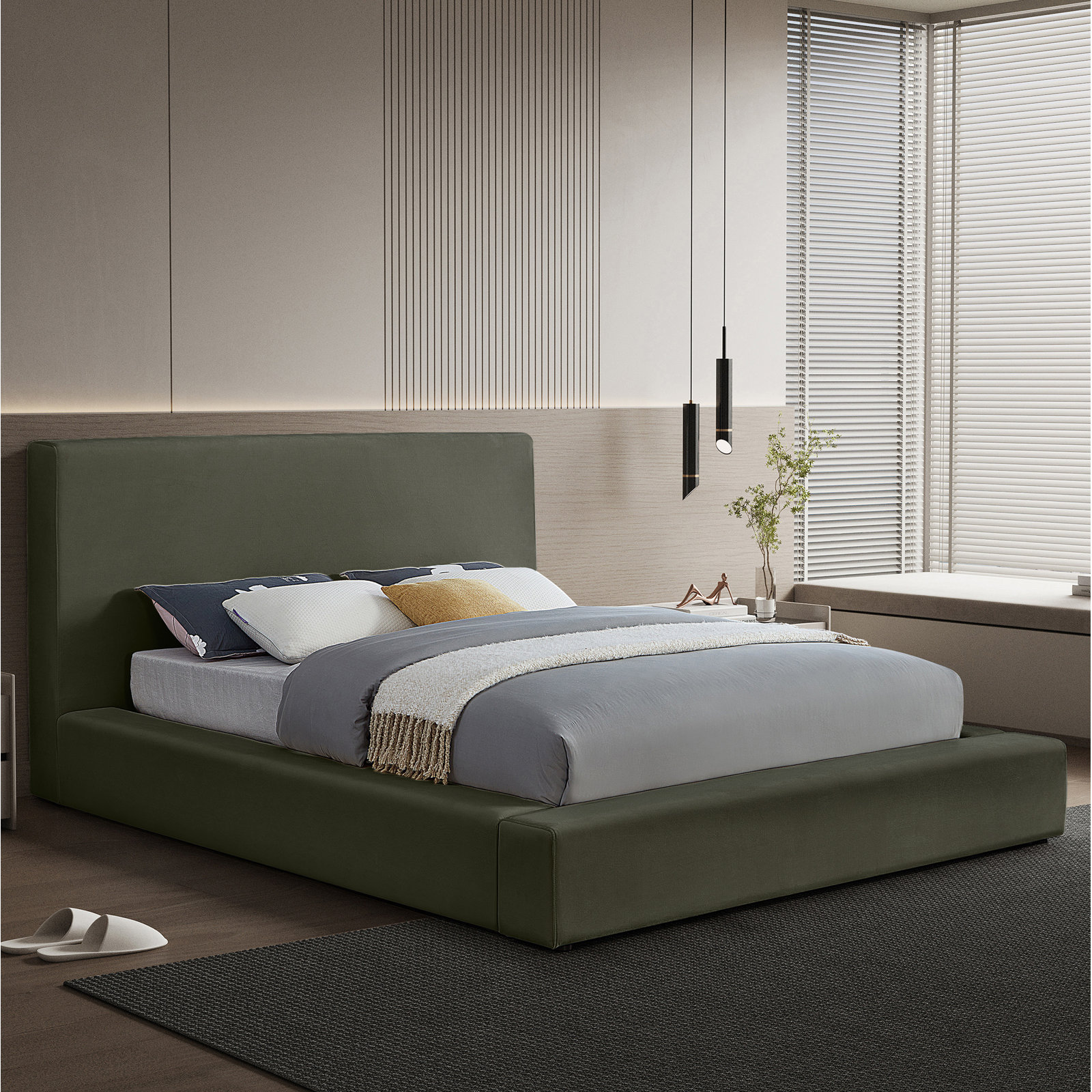 Ishia Velvet Upholstered Bed, King, Green Velvet