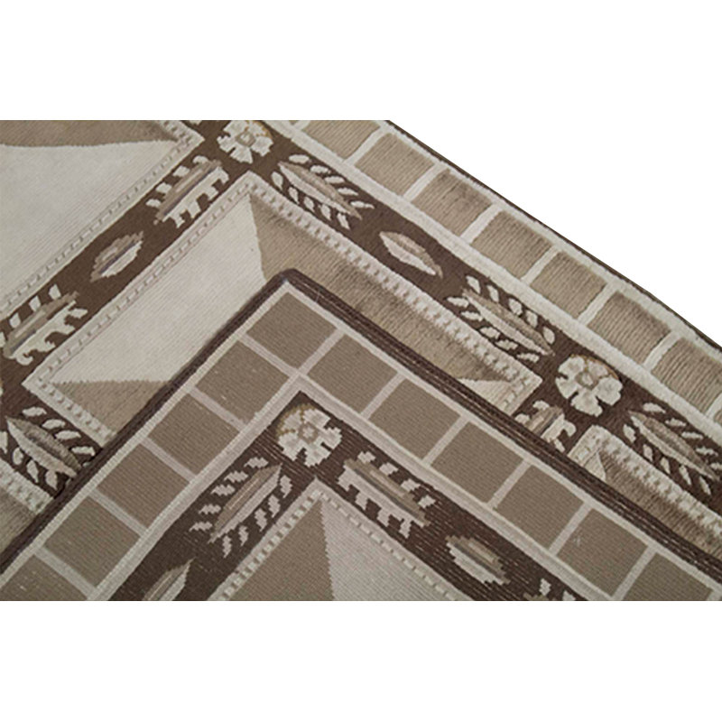 Hand-Knotted High-Quality Beige Area Rug