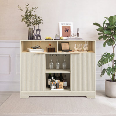 Buffet cannelé moderne à 2 portes l 47,2 po avec tablettes réglables et éclairage DEL
