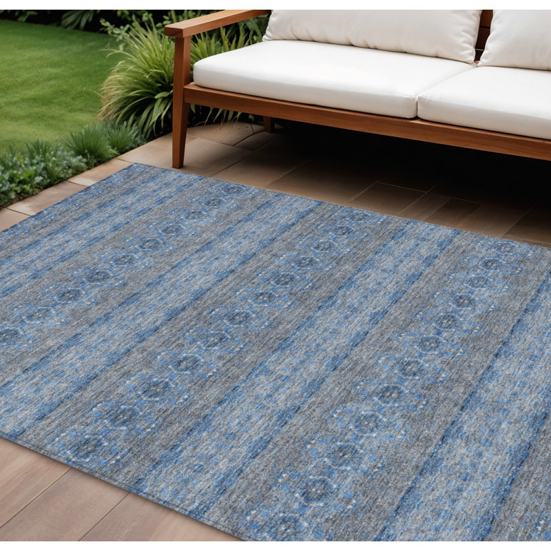 Tapis intérieur lavable 8 pi x 10 pi bleu marine et bleu ciel