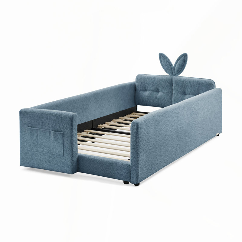 Lit plateforme tapissier simple avec tête de lit en forme d'oreille de lapin, barrière de sécurité et poche de rangement, tissu bleu bouclé durable bleu ciel