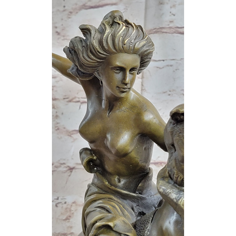 Figurines et sculptures Harri