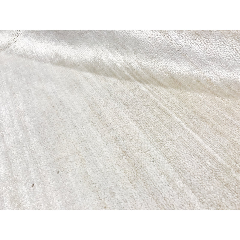 Tapis beige noué à la main de haute qualité