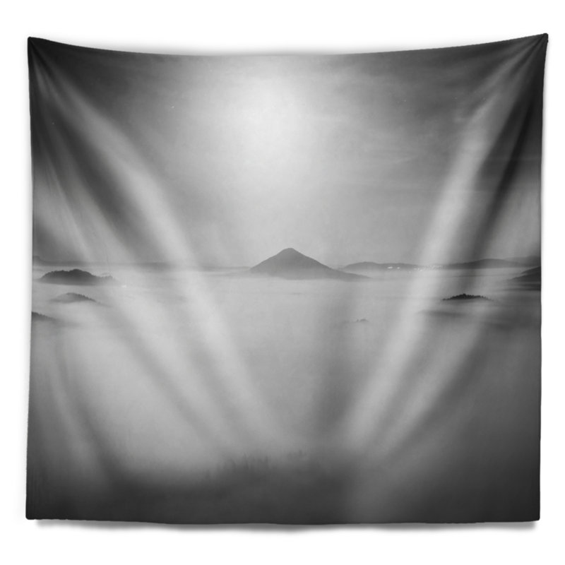 Tapisserie paysage paysage de grès et de pics dans le brouillard, H 50 po x l 60 po