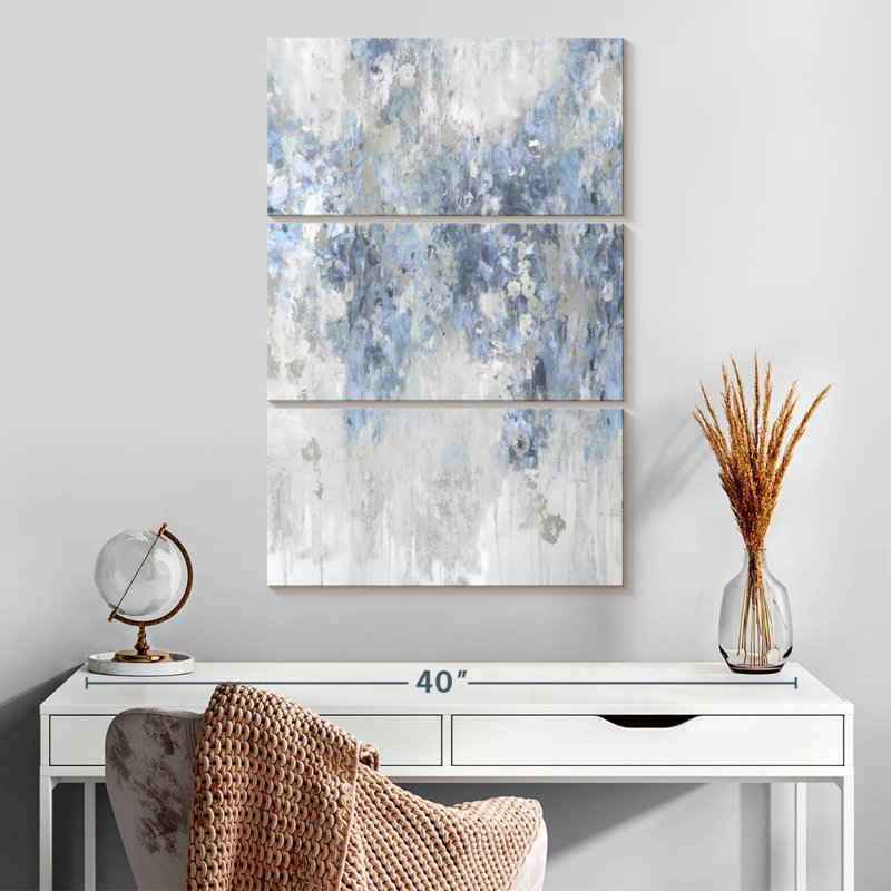 Avery Cascade Blue With Silver, 32" H x 20" W
