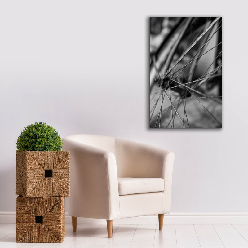 «Old Bicycle Wheel» par Rick Berk, art mural sur toile, H 40 po x l 26 po
