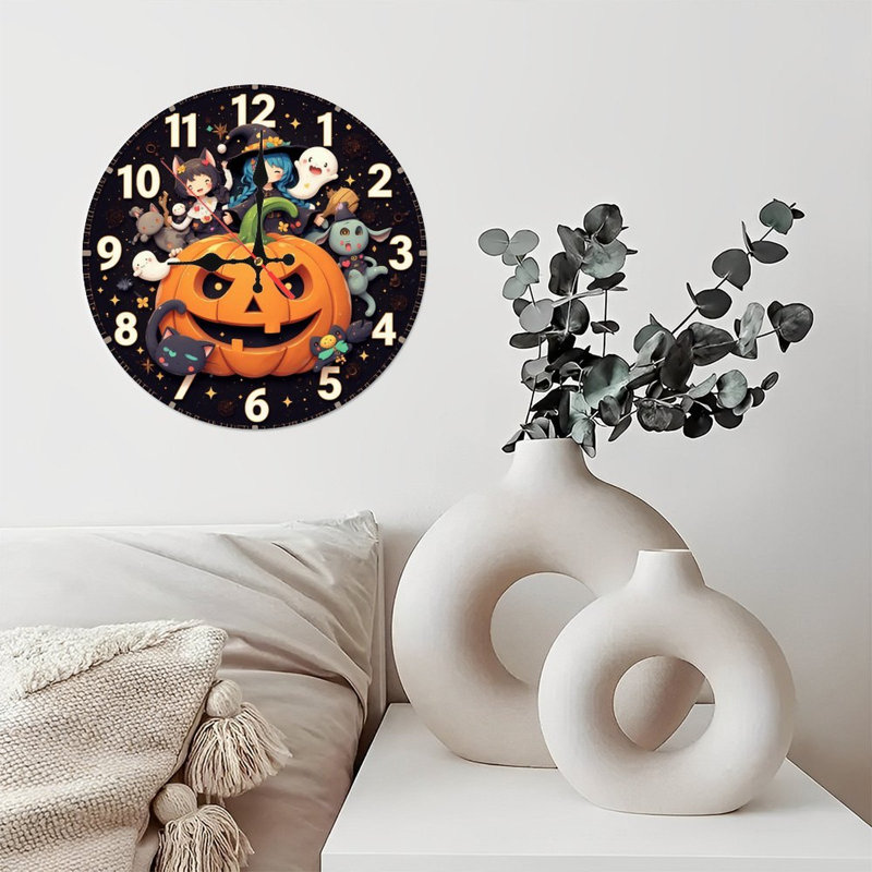 Horloge d'Halloween avec sorcière et amis