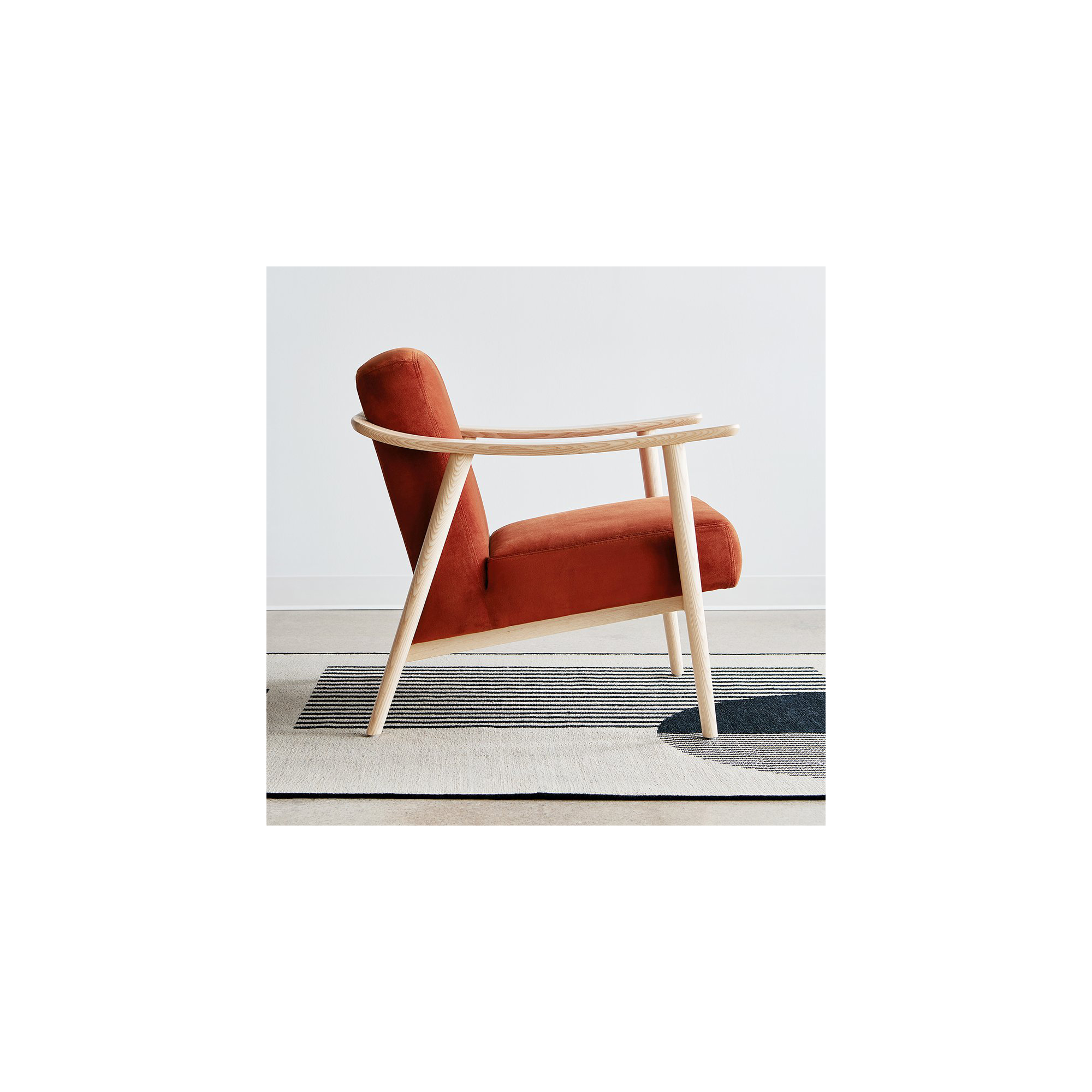 Baltic Chair, Ash Natural, Velvet Russet Velvet