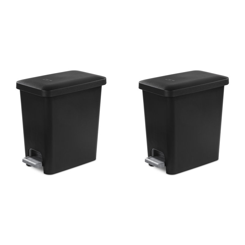 Poubelle à pédale 2,7 gallons Sterilite