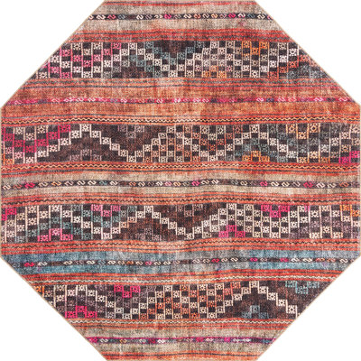 Tapis traditionnel de couleur rouge Mauri