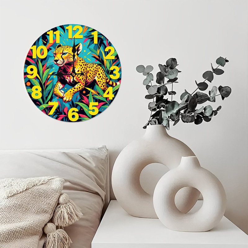 Horloge guépard, couleurs vibrantes tropicales, feuilles de la jungle