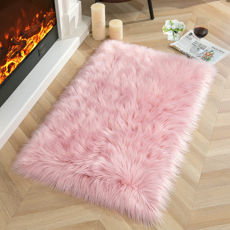 Dosie Faux Sheepskin Indoor Rug