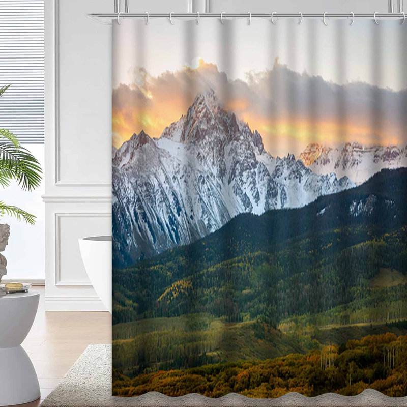 Mount Colorado Sunrise Snow Landscape Shower Curtain with 12 Hooks, L 72 po x l 84 po