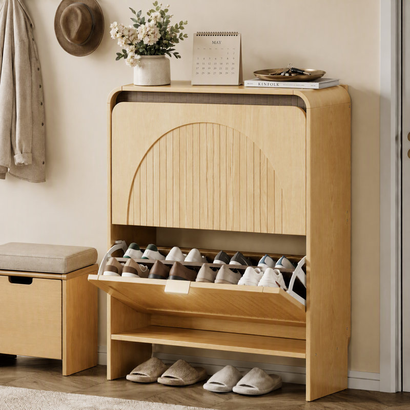 Meuble à chaussures moderne bicolore avec 2 tiroirs rabattables et étagères réglables, organisateur de chaussures avec panneau grillagé arqué, trousse anti-basculement