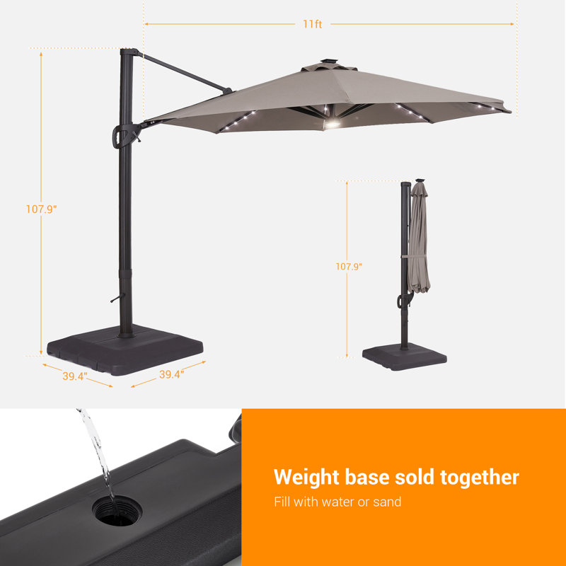 Parasol à DEL déporté Darcie-May de 3,35 m (11 pi) avec base, parasol extérieur toutes saisons pour terrasse, jardin et cour.
