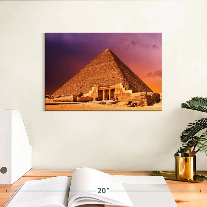 Lilie, pyramide égyptienne antique, H 8 po x l 12 po
