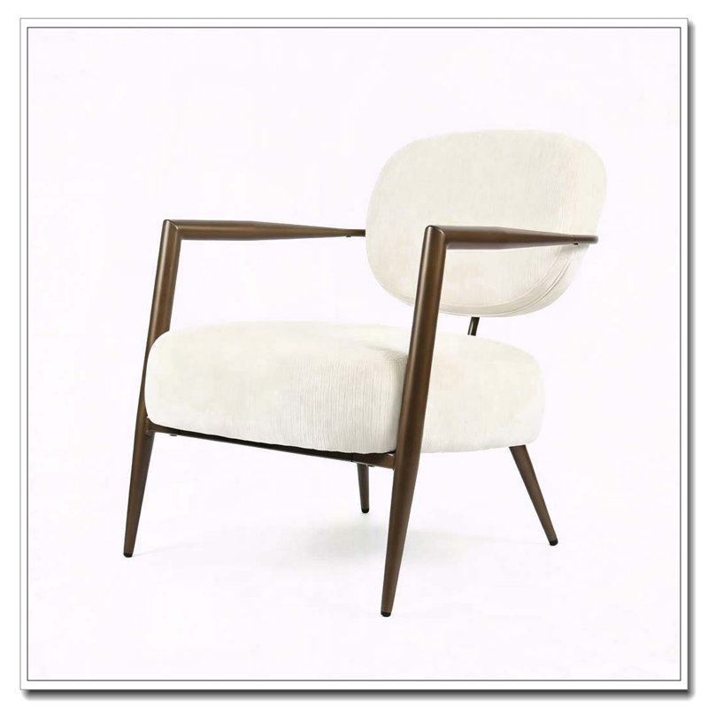 Chaise d'appoint moderne avec structure en métal bronze et tissu moelleux, Tissu blanc