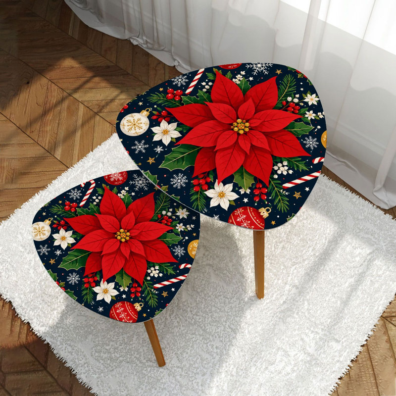 Ensemble de 2 tables basses gigognes triangulaires modernes, ornées de poinsettias rouges vifs et de houx, style vintage. Table d'appoint empilable, petite table de chevet idéale pour le salon, la chambre ou un appartement. Décoration intérieure.