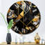 Horloge murale en marbre et granit avec touches dorées-93380783
