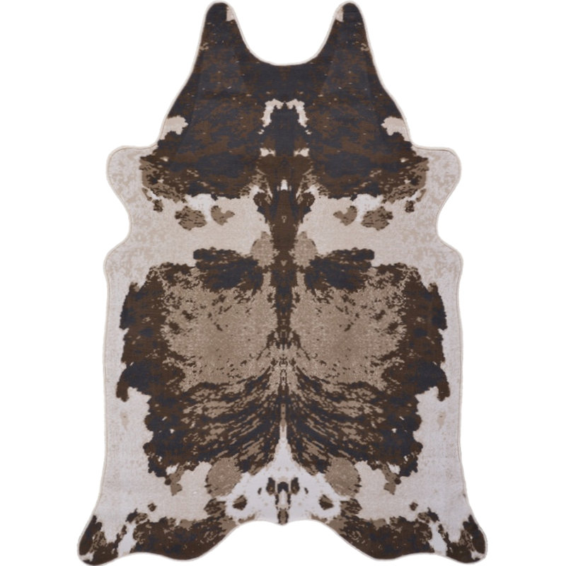 Tapis brun et cuir de vache, 5 pi X 7 Irrégulier fait à la machine, pour chalet de montagne, motif éclectique de teinture fait à la machine et sécuritaire pour animaux de compagnie