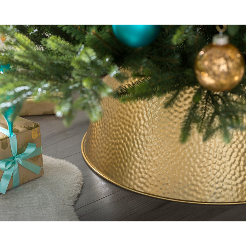 Voluntown Metal Tree Collar, Gold