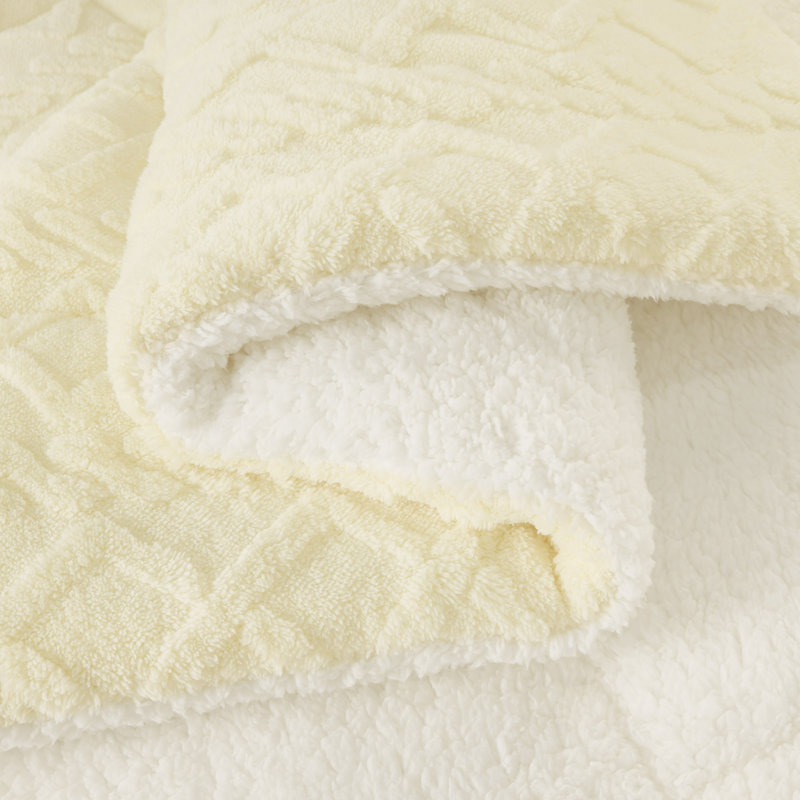 Flock Jacquard Reverse to Sherpa Comforter Set, Twin/TwinXL, Cream