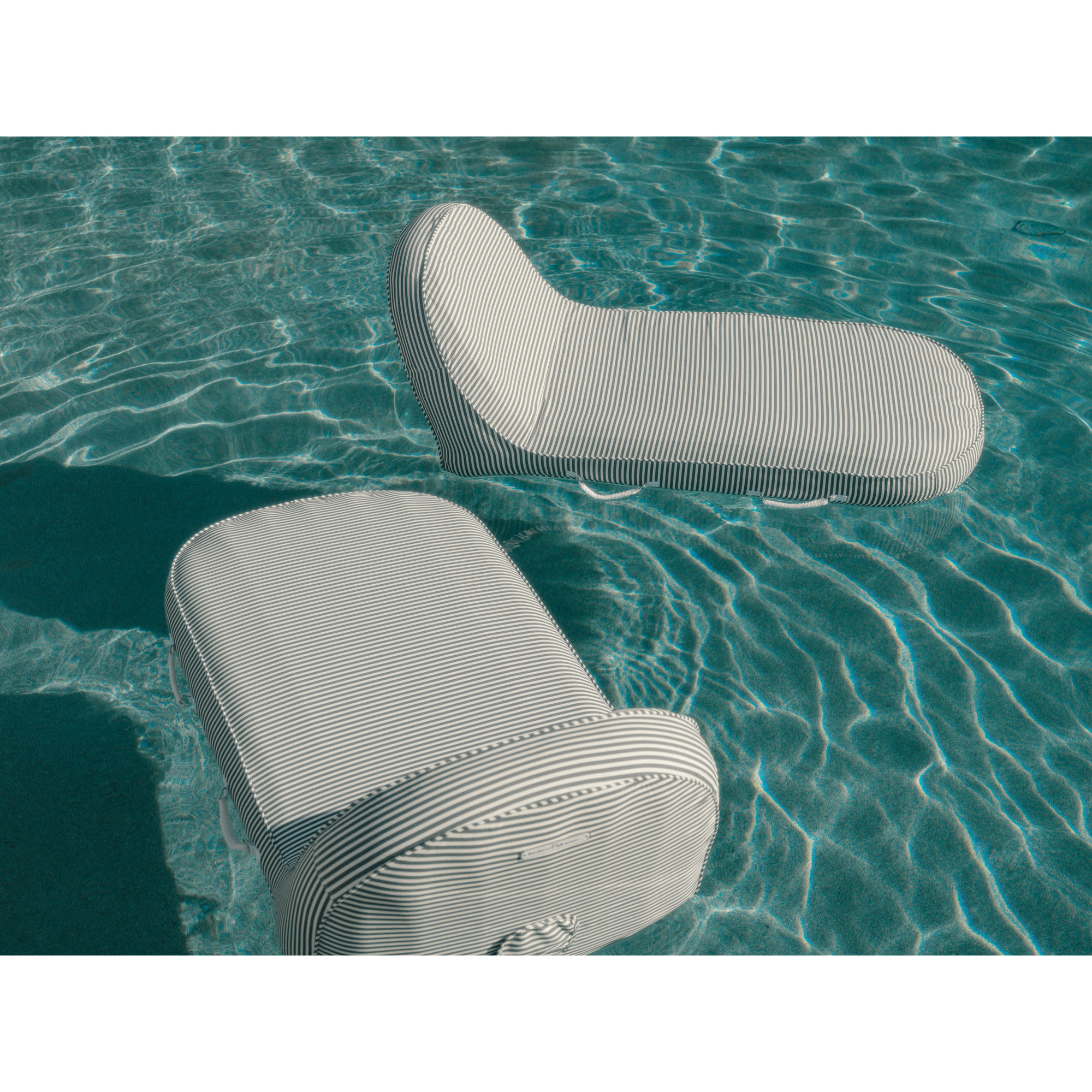 Pool Lounger - Lauren's, Navy