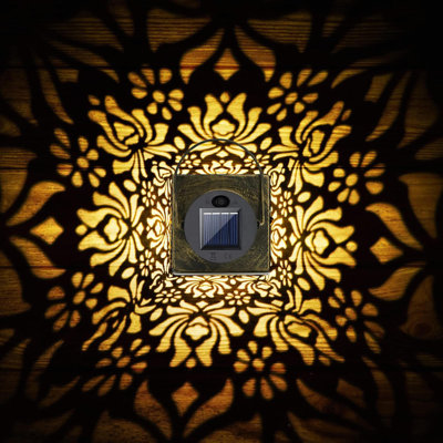 Paquet de 2 lanternes solaires roses en bronze - lumières DEL suspendues en métal imperméables, décoration extérieure à énergie solaire pour le patio