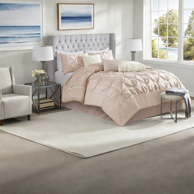 Elegant King Bedding Sets, Polyester Comforter, Pleated Tufted Design For Bedroom