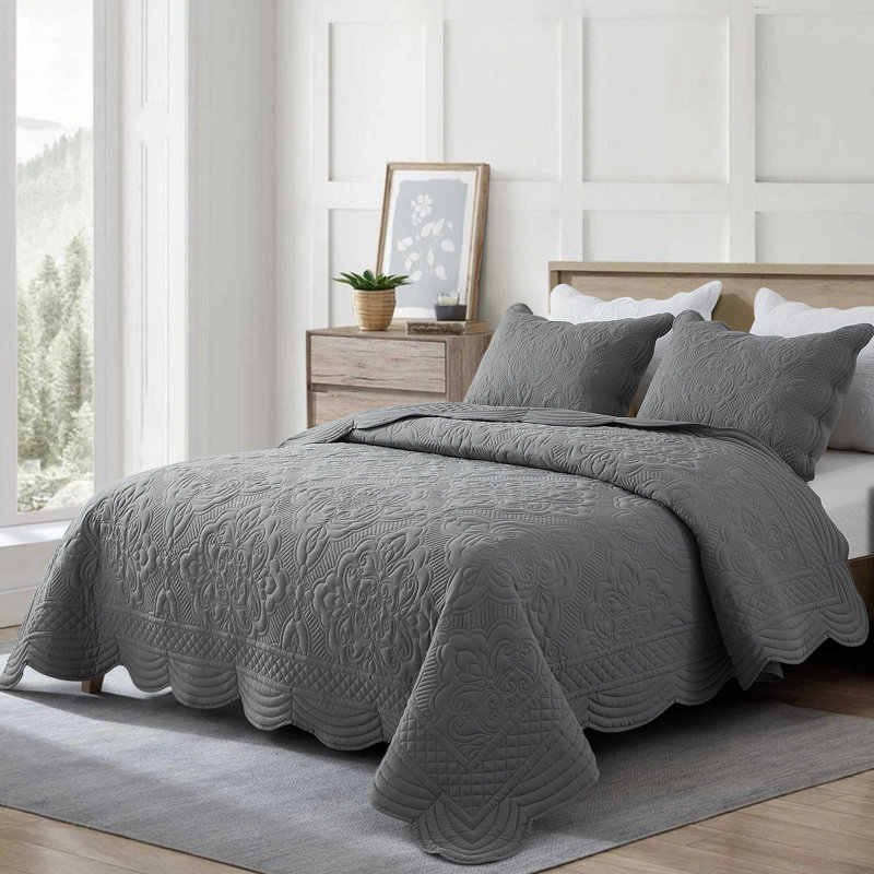 Ensemble de courtepointe à bordure festonnée en microfibre délavée 3 pièces, Gris, Très grand lit