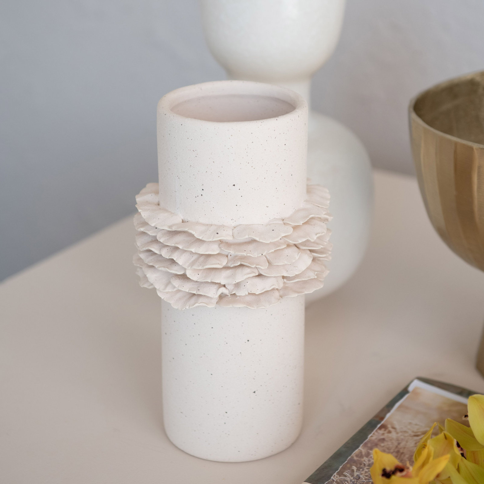 Wintrud Floor Vase