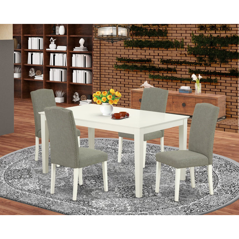 L'ensemble de mobilier de salle à manger 5 pièces comprend une table de salle à manger rectangulaire et 4 chaises Parson rembourrées en lin Shitake foncé, 36 x 60 pouces, blanc lin