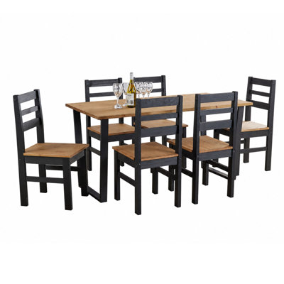Texas 6 - Person Dining Set